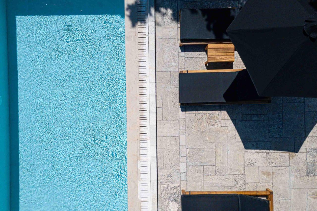 Villa Mantilari Wine Estate 7 Apartments 2 Private Pools 1 Heated Tennis Court Fitness Center Archanes Bagian luar foto