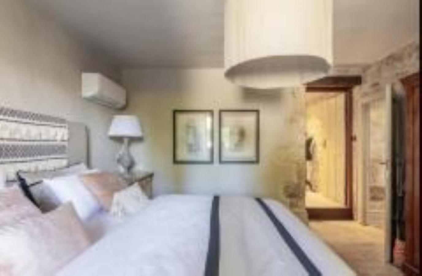 Villa Mantilari Wine Estate 7 Apartments 2 Private Pools 1 Heated Tennis Court Fitness Center Archanes Bagian luar foto